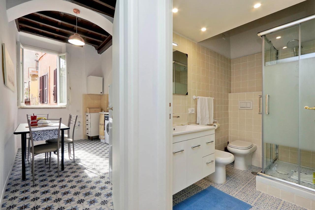 Pellegrino Apartment Rome Luaran gambar