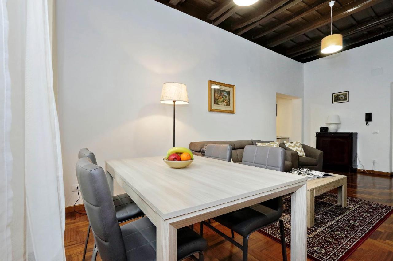 Pellegrino Apartment Rome Luaran gambar