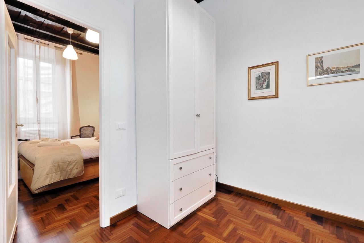 Pellegrino Apartment Rome Luaran gambar