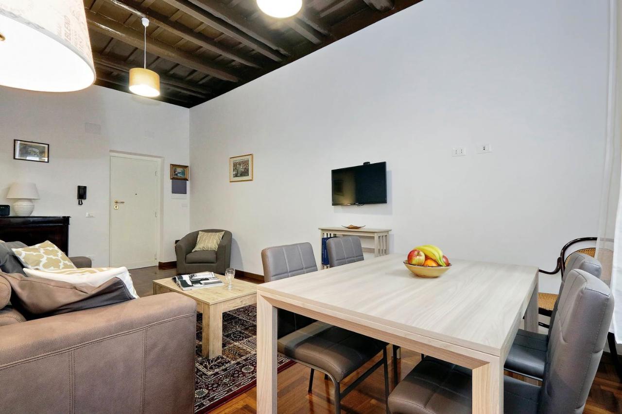 Pellegrino Apartment Rome Luaran gambar